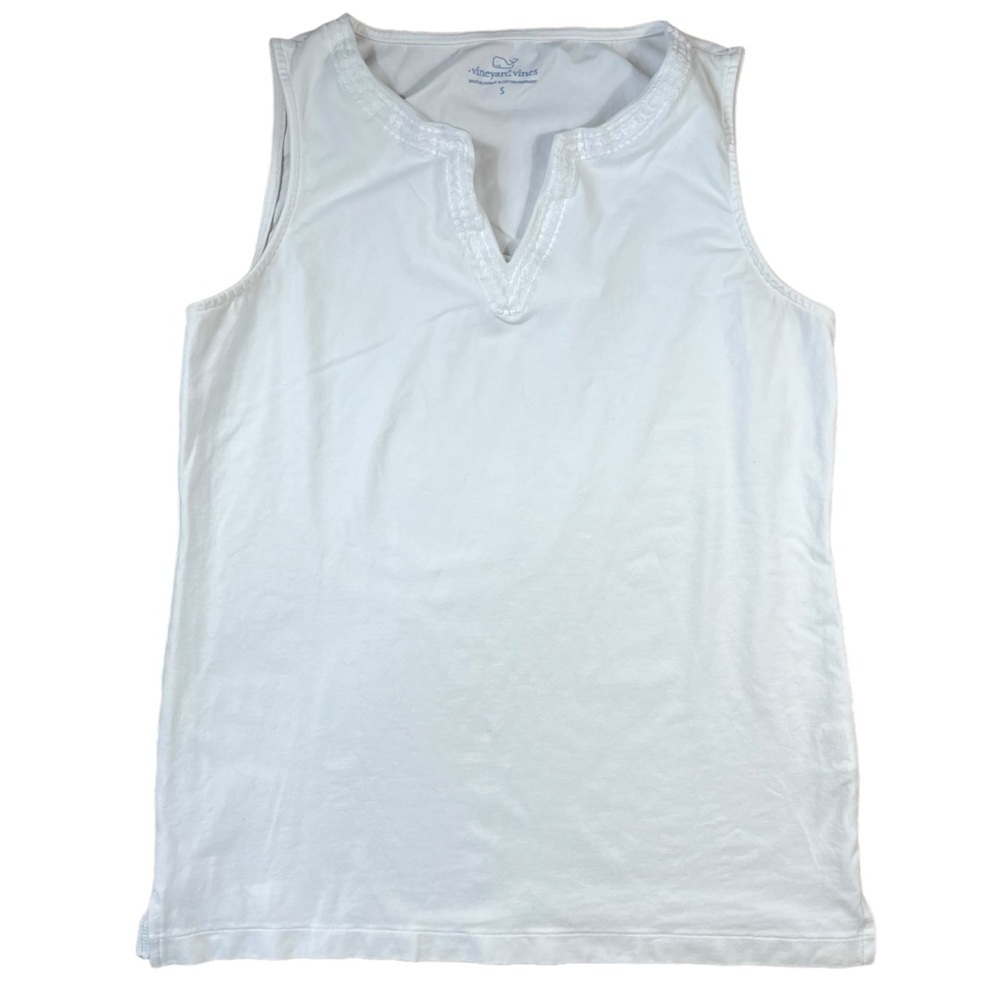 Vineyard Vines V-Neck Embroidered Tank Top